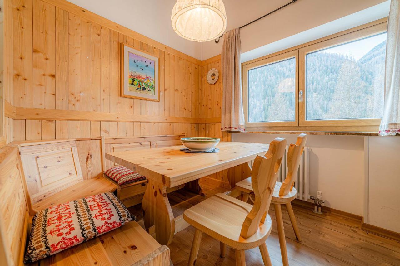 ロッカ・ピエートレDolomites Dream Marmoladaアパートメント エクステリア 写真