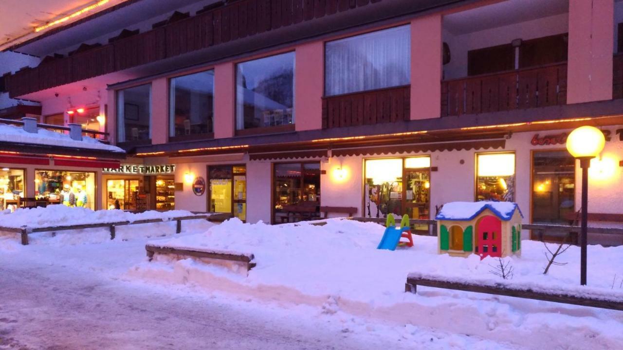 ロッカ・ピエートレDolomites Dream Marmoladaアパートメント エクステリア 写真